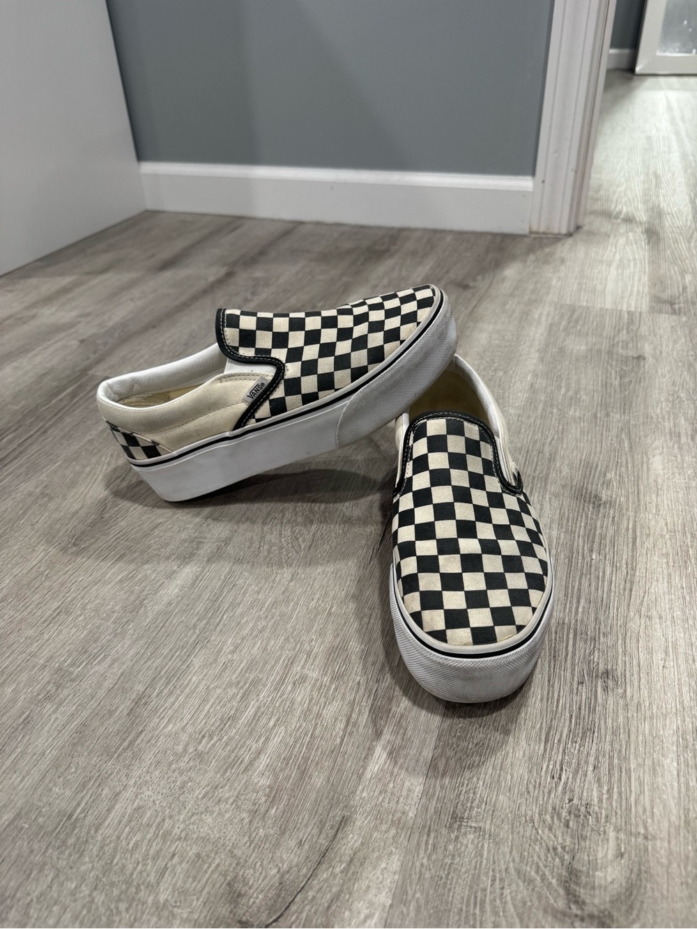 Women’s Size 9.5 Checkered Platform Vans
